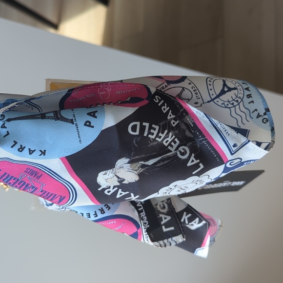 SOLD | Fendi Upcycled Paper Shopping Bag - Picture 7 of 7